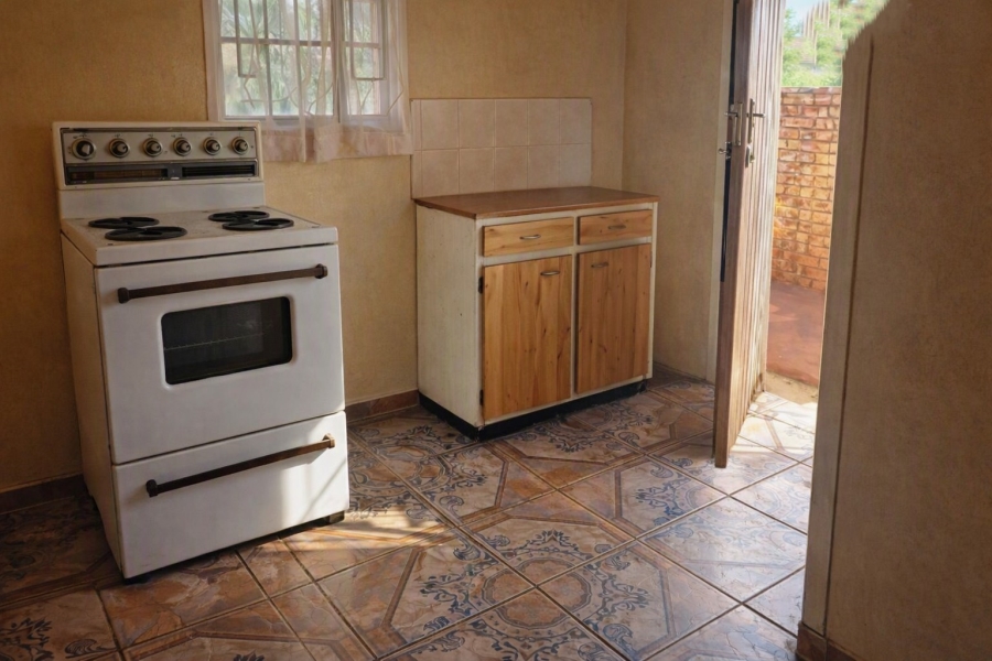 2 Bedroom Property for Sale in Warrenvale Northern Cape